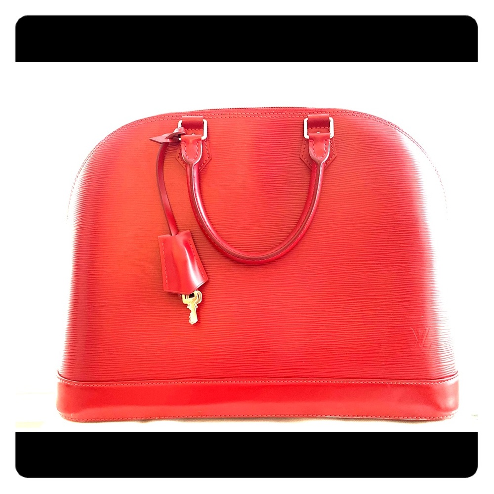 Epi leather Alma bag
